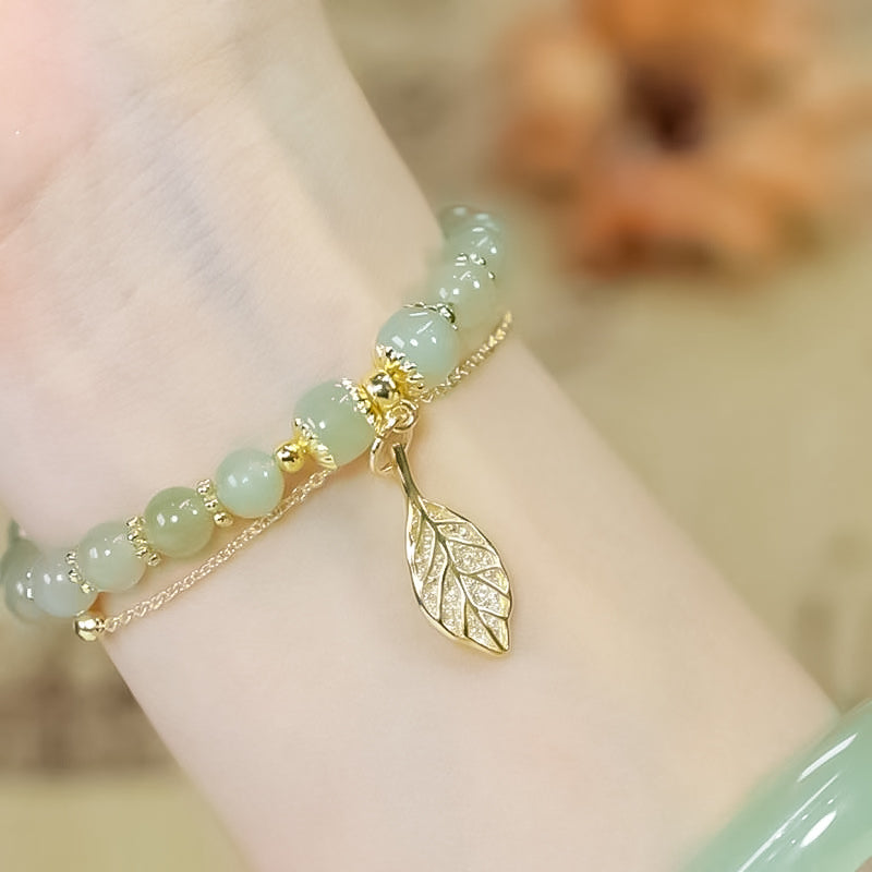 Doppelschichtiges Hetian-Jade-Armband mit Blättern