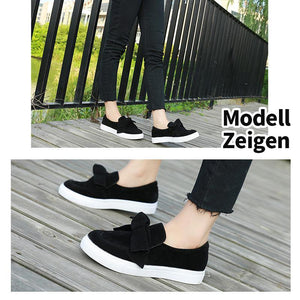 Flache Schuhe der Frauen-Bogen-Segeltuch