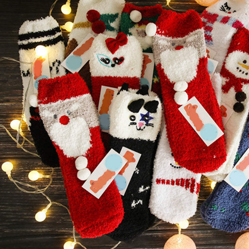 Weihnachtsgeschenkbox – süße Plüschsocken（4 Paare）