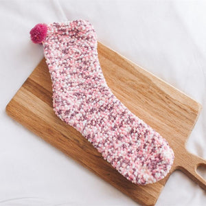 (🎅FRÜHE WEIHNACHTEN 50 % RABATT) Winter Fuzzy "Cupcakes" Socken mit Geschenkbox